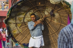 Setting up his stall